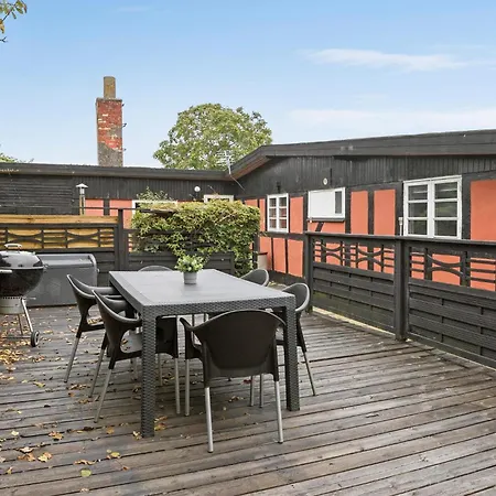 بيت للعطل Awesome In With Sauna